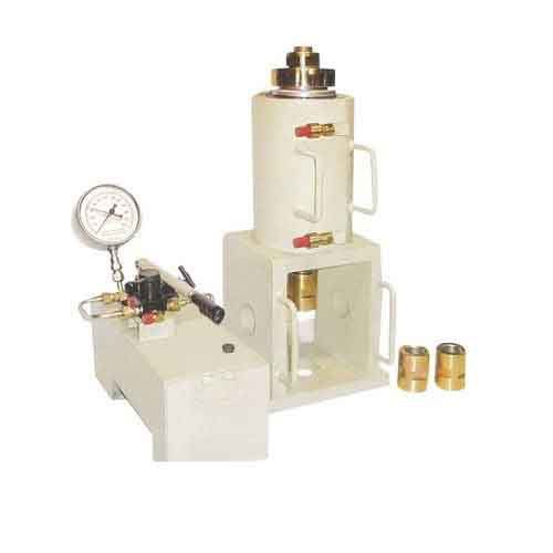 Pullout Test Apparatus